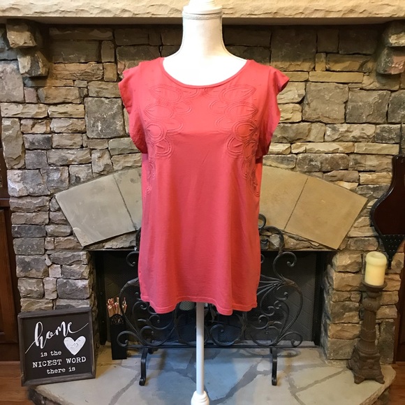LOFT Tops - NWT LOFT Flutter Sleeves Embroidered Top Size M
